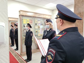 Председатель Общественного совета при УВД по ЮАО Харис Ильясов принял участие в торжественном принятии присяги молодыми полицейскими