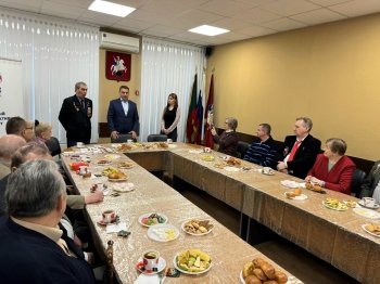 ����� ����� ���: � �������� �������� ��������� ������������ ������ �� ������������� ���